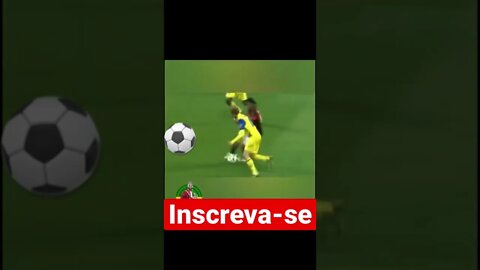 Ronaldinho Gaúcho, o que era difícil para uns, para ele era fácil #ronaldinhogaúcho #shorts