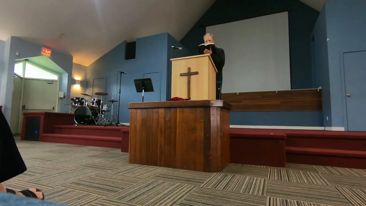 Sermon on Daniel 3 (Karen and English)
