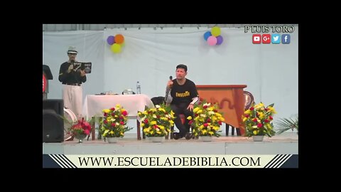 ¿Dónde están las monjas en la Biblia? Padre Luis Toro