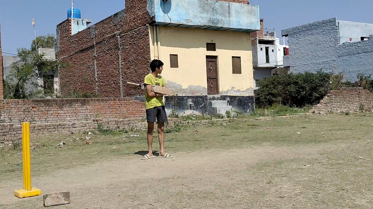 gali cricket match 🥂