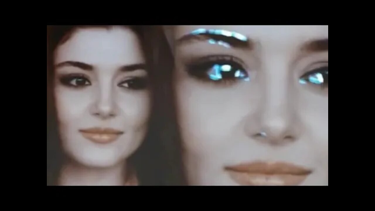 hande ercel attitude