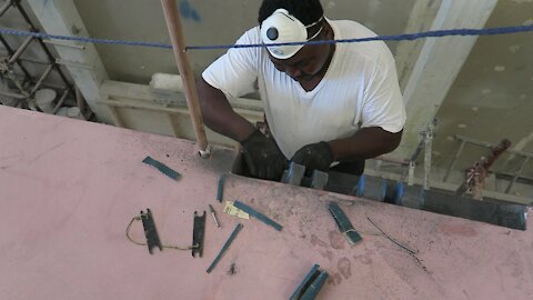 SOUTH AFRICA - Cape Town - Boat building (Video) (CBc)