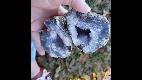 light amethyst geode with blue banding.