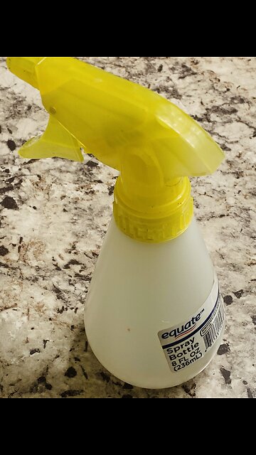 Try This Homemade Recipe to Clean Mirrors & Windows!￼ It works