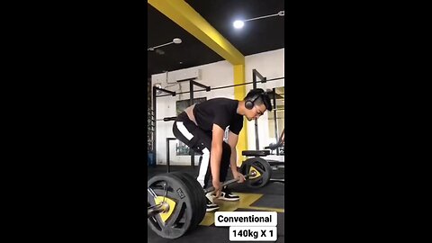 140kg deadlift