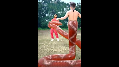 Naag🐍Se Panga ￼😂 #funnyvideo #funny #shorts