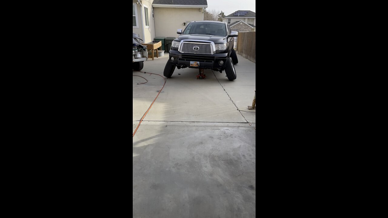 Balancing the truck tires