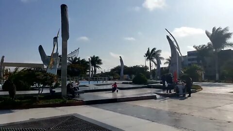 Plaza de Armas de Nuevo Chimbote - Perú - Video1