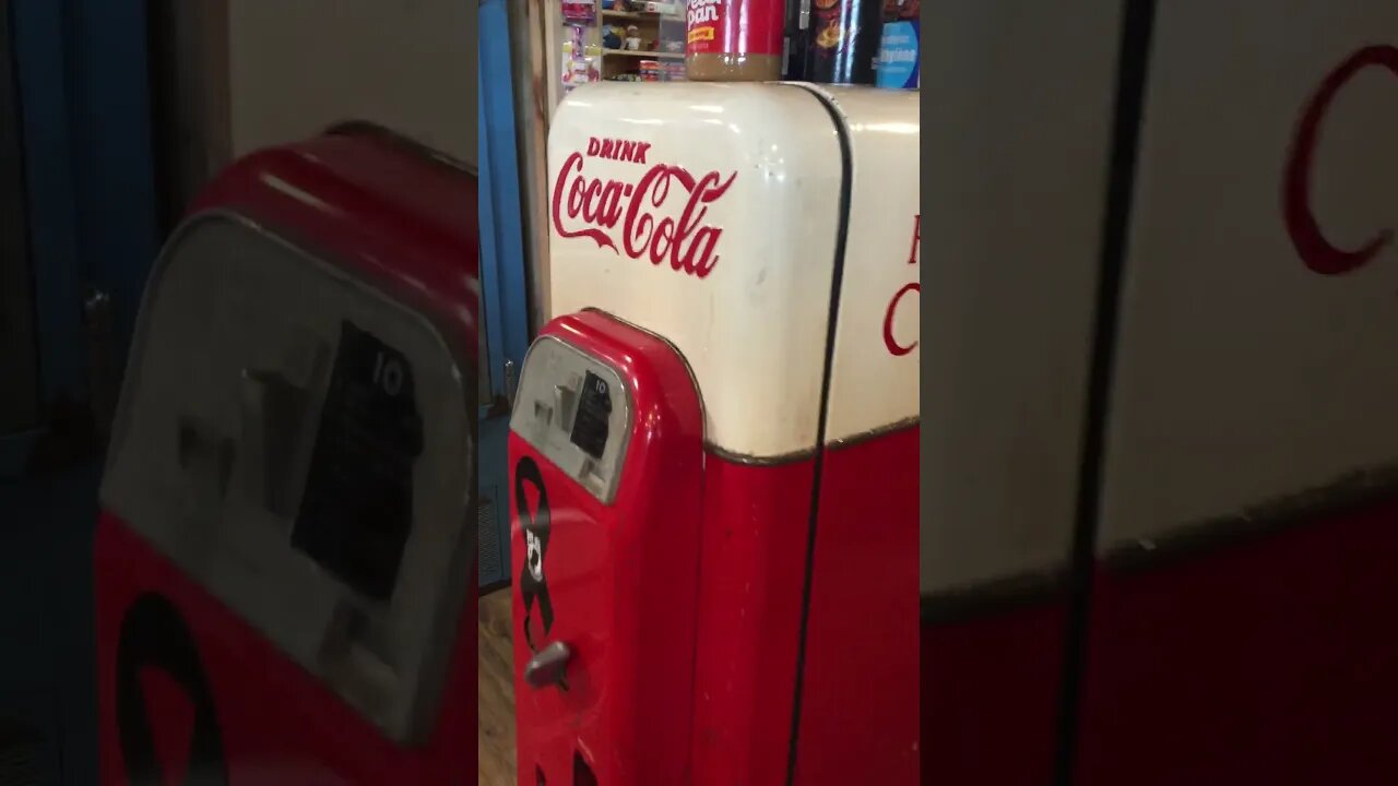 Vintage Vendo 44 Coke Machine - #Shorts