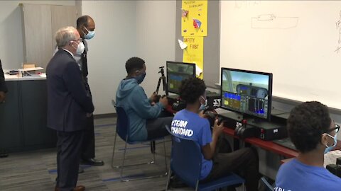 Gov. DeWine visits Richmond Heights Secondary School's new aviation program