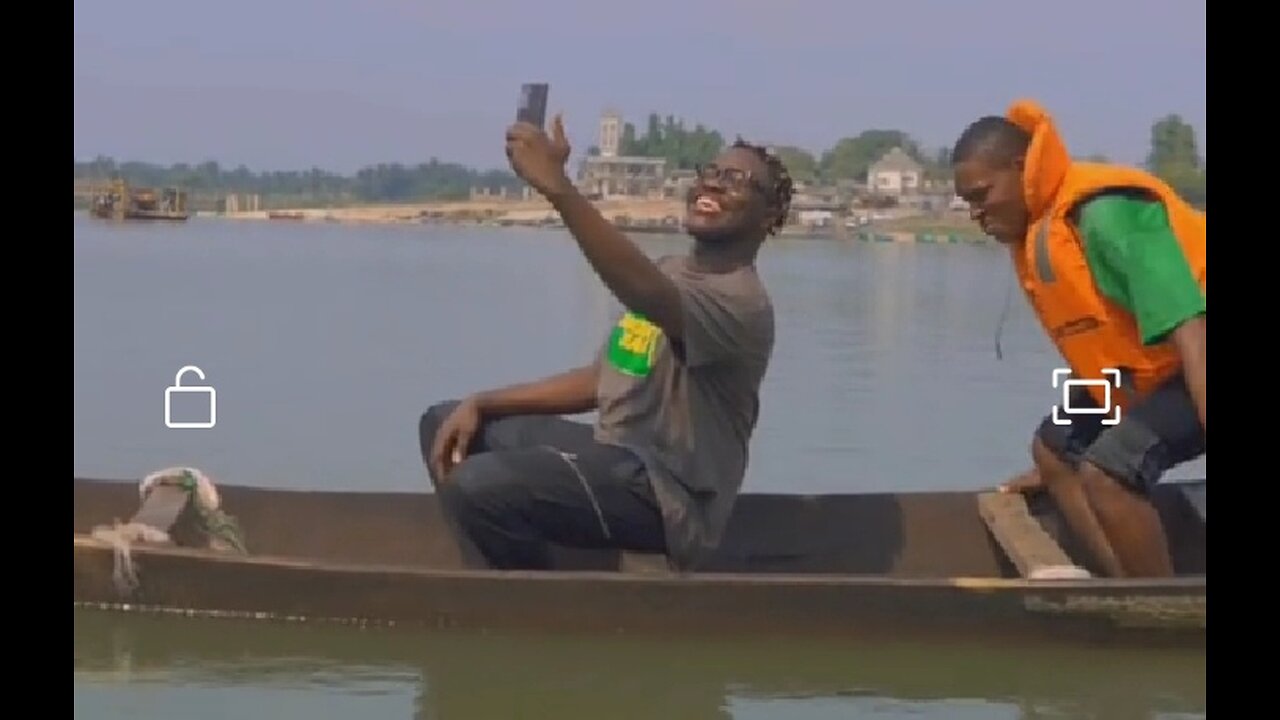 Agent of laughter | chilling in the ocean | funny video