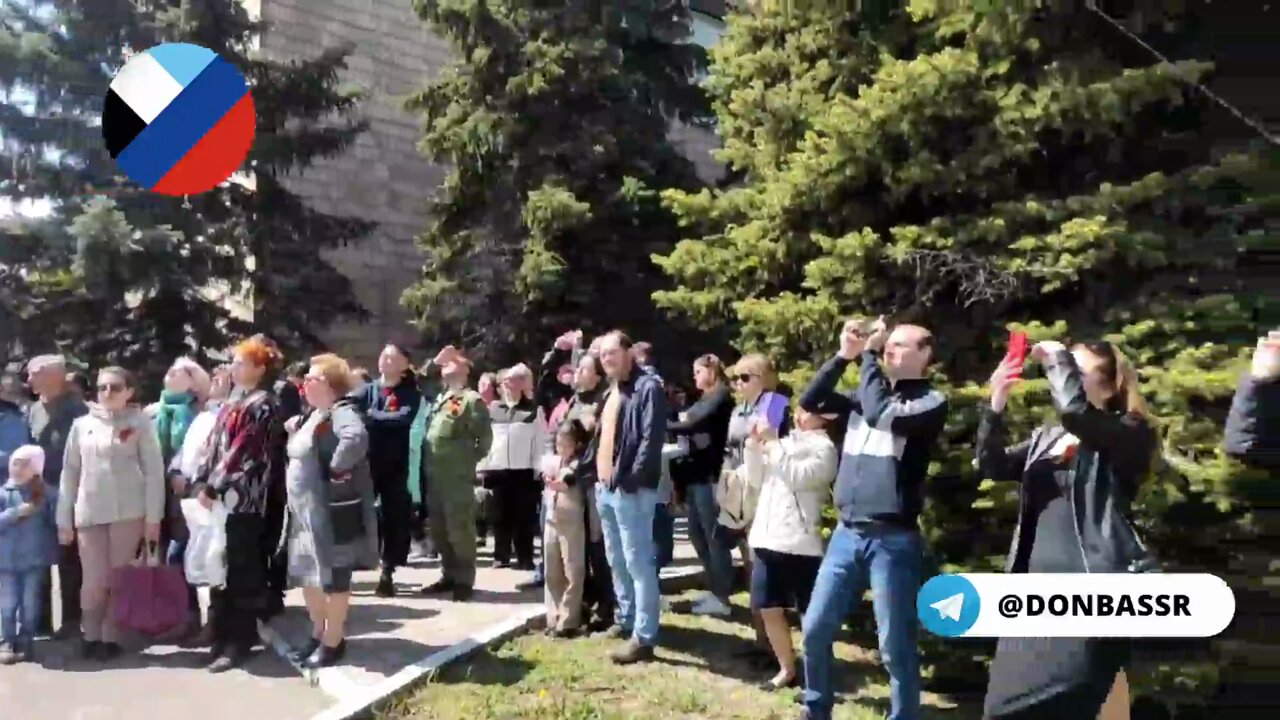 A monument to the Ukrainian Hetman Sagaidachny was dismantled in the Mangush district center near Mariupol