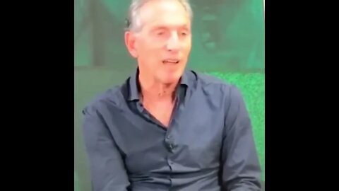 CEO of Starbucks Closing Stores in "Unsafe" Cities in America