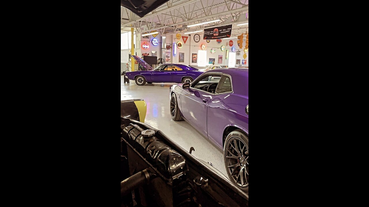 1968 Dodge Charger Plum Crazy!