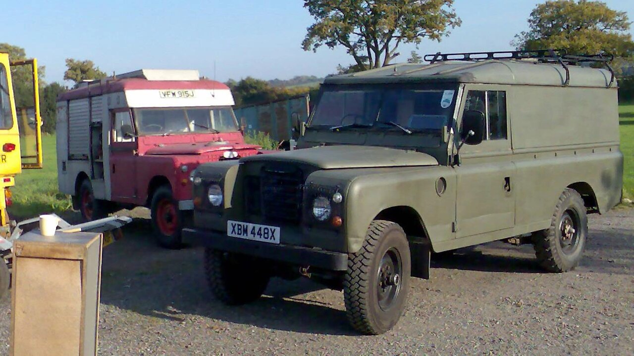 Camping in a Series III Land Rover 109