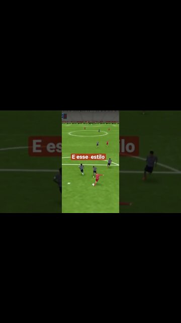 Fingiu que ia chutar e chutou kk