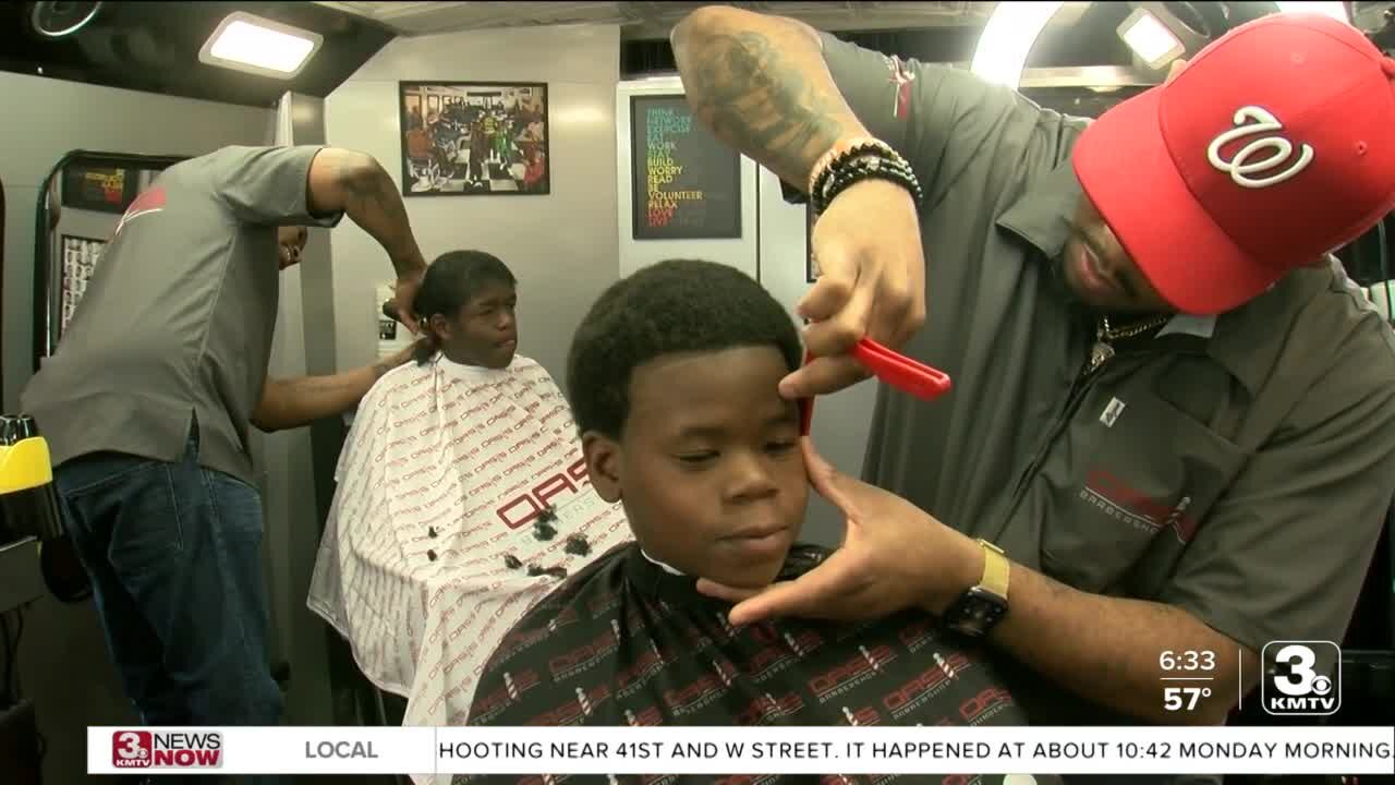 Mobile barbershop, mentoring and counseling space is a first in Lincoln