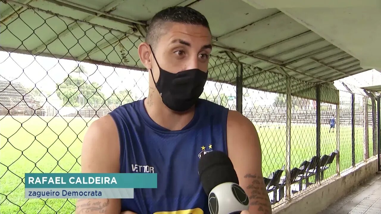 Democrata apresenta atletas para a campanha de 2022