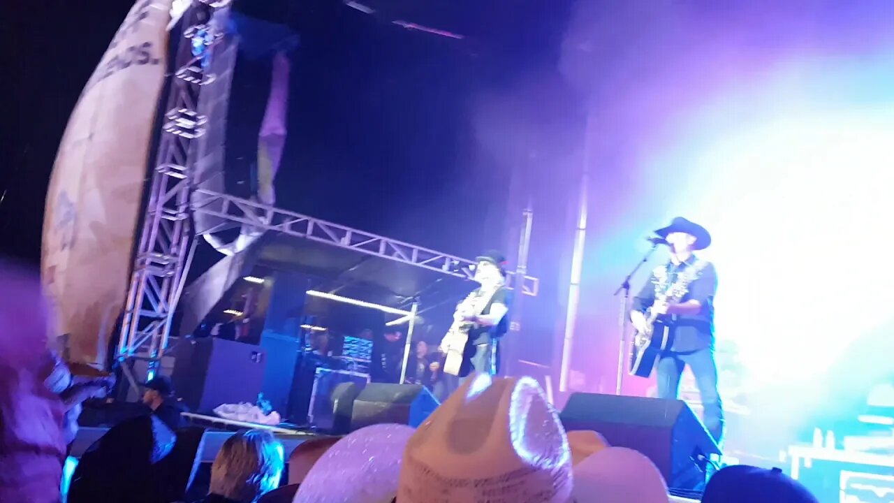 Big n Rich Camrose Rain Big Valley Jamboree