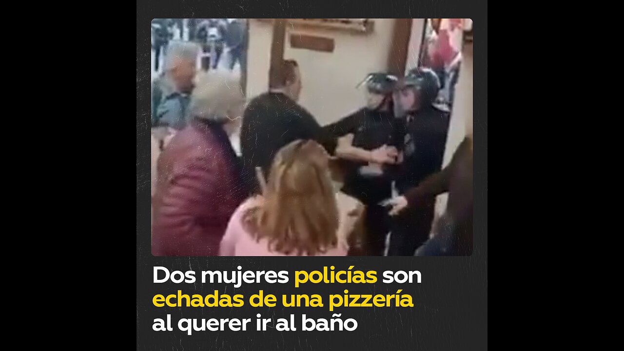 Impiden a dos mujeres policías ir al baño en disturbios en Argentina