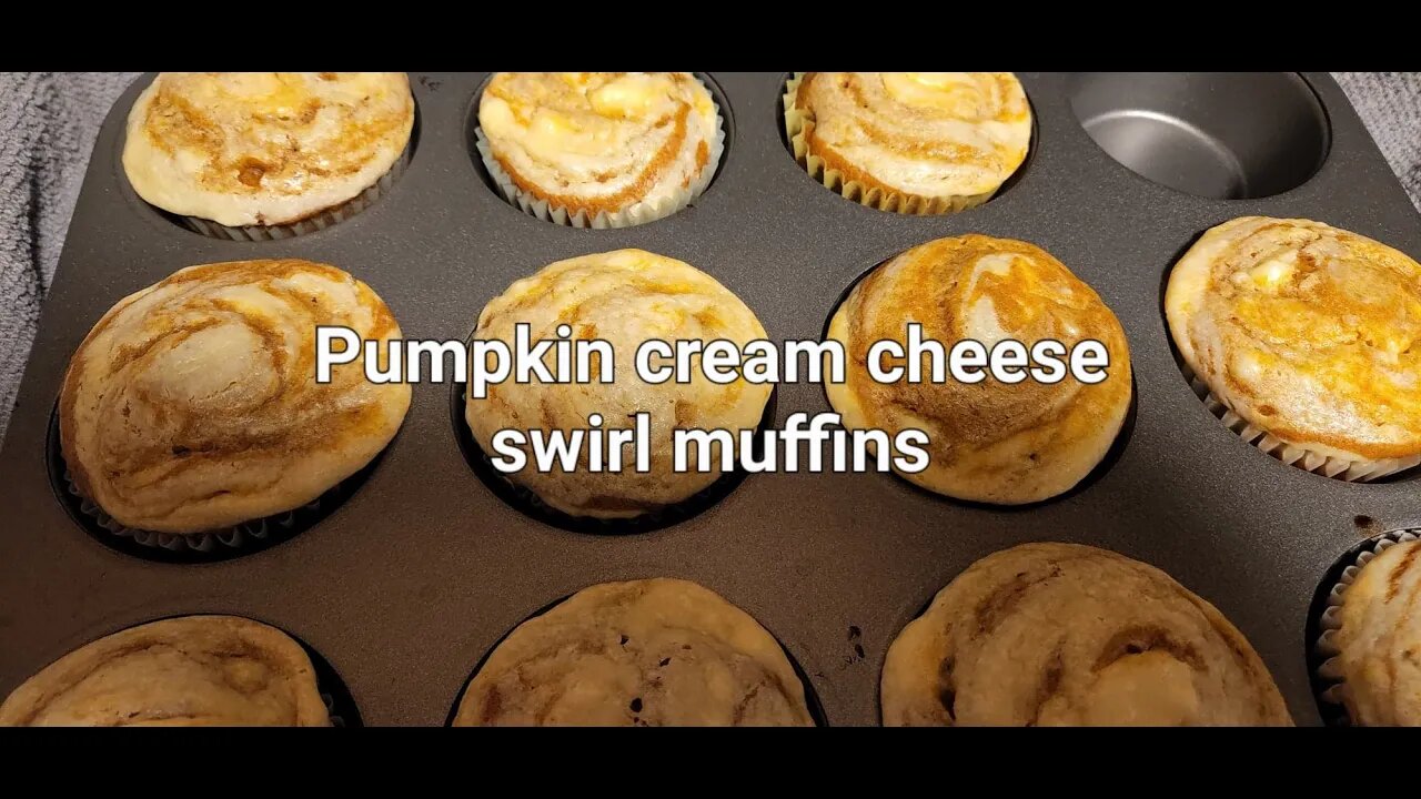 Pumpkin Cream Cheese Swirl Muffins