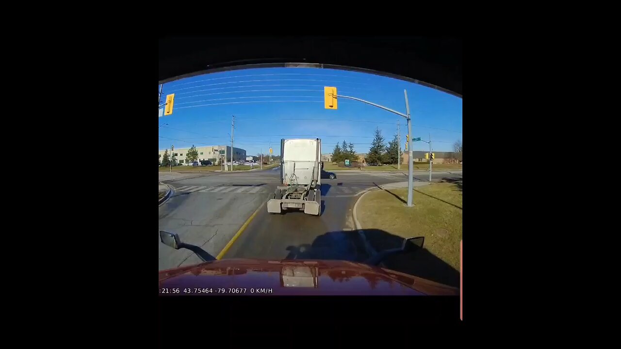 Truck Runs Red Light In Toronto