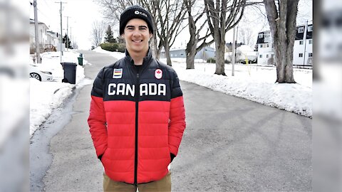 Snowboard cross : comment Éliot Grondin a fait sa place dans la cour des grands