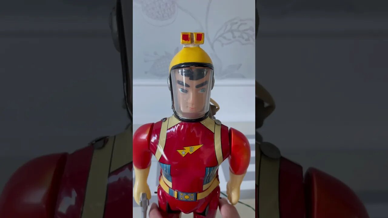 Captain Ultra’s lighting effect that was cut off in iMovie