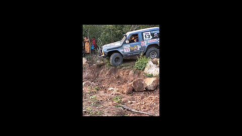 Nissan patrol ; offroad suv challenge
