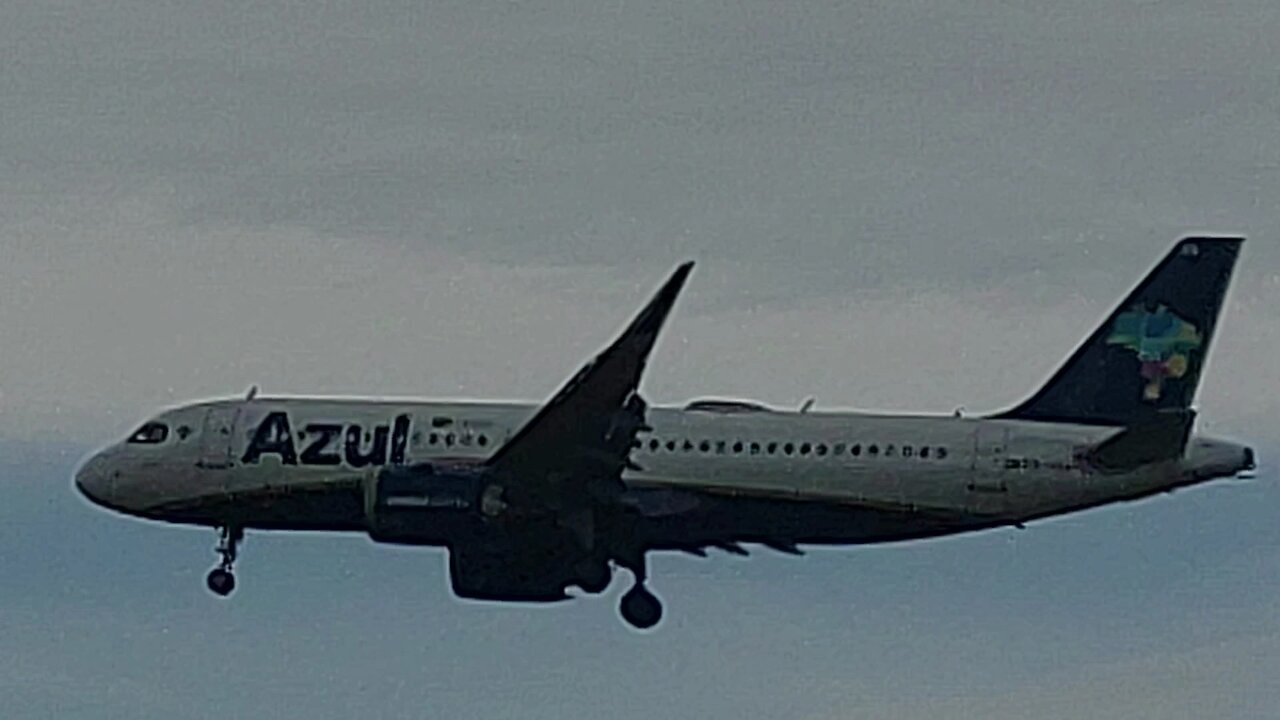Airbus A320NEO PR-YRA vindo de Campinas para Manaus