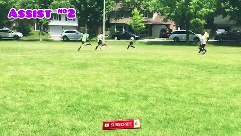 Great passing skills!!! for a 10 years old.⚽️⚽️