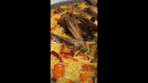 Chicken 🍗 with rice 🍚 very delicious 🤤 🤙