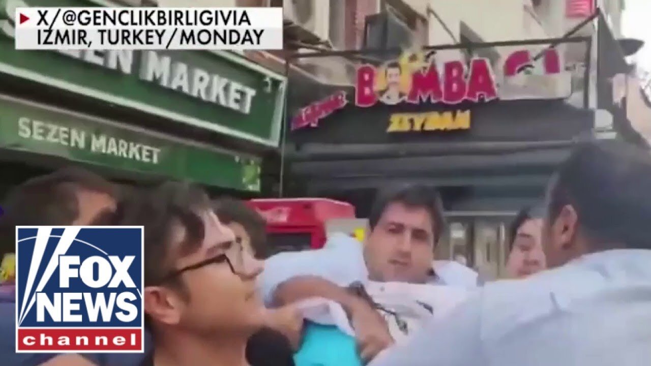 Disturbing video shows Marines being attacked by crowd