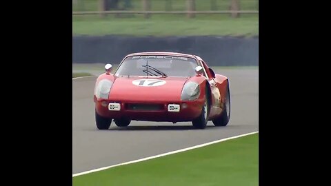 Porsche 904 vs 904 battle at Goodwood