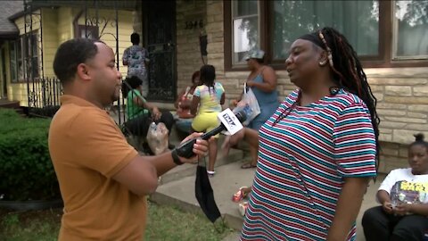 Franklin Heights residents wait hours on porches to see power restoration