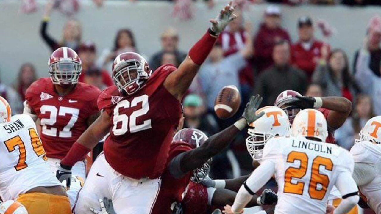 62 days until Alabama Football 🐘🔥 Mount Cody blocked two FG's against Tennessee!