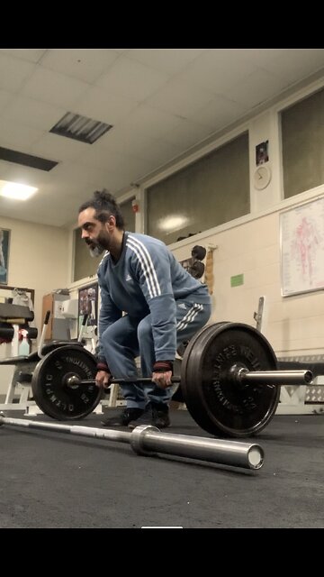 Deadlift 140kg at 70% 1x5