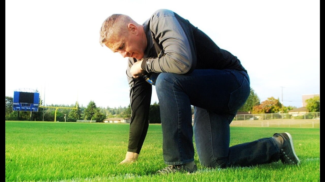 What If A Muslim Prayed On Football Field