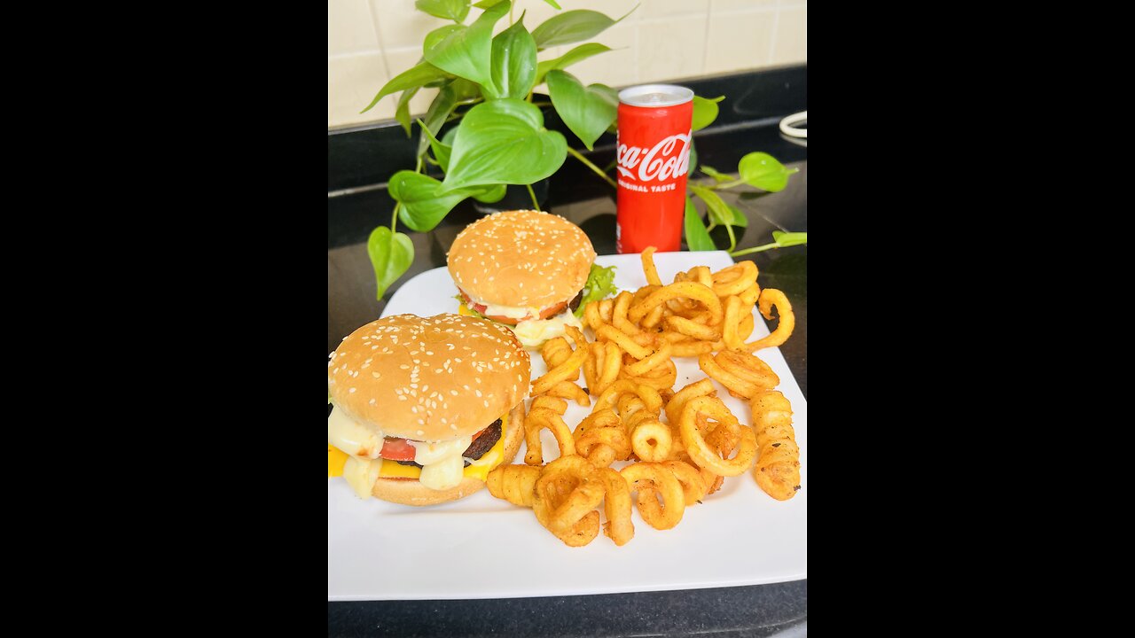 #beef cheese burger#yummlicious