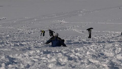 Families flock to Chestnut Ridge for sledding before holidays