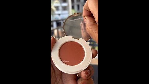 Swatching my glamm blusher TB 06 admire #myglamm #blush #blusher #admire #makeup #beautopia