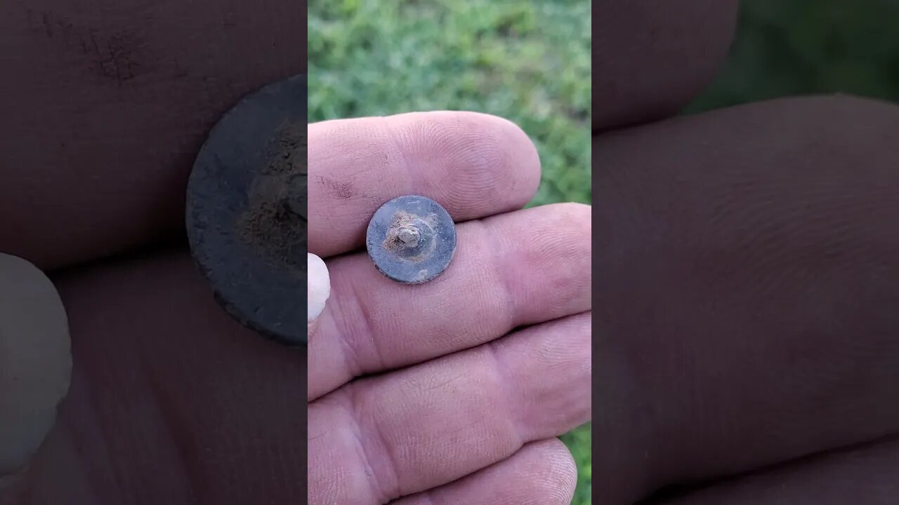 Shank off! #metaldetecting #buttons #coins #trending # #relic #civilwar #battlefield #walker #silver