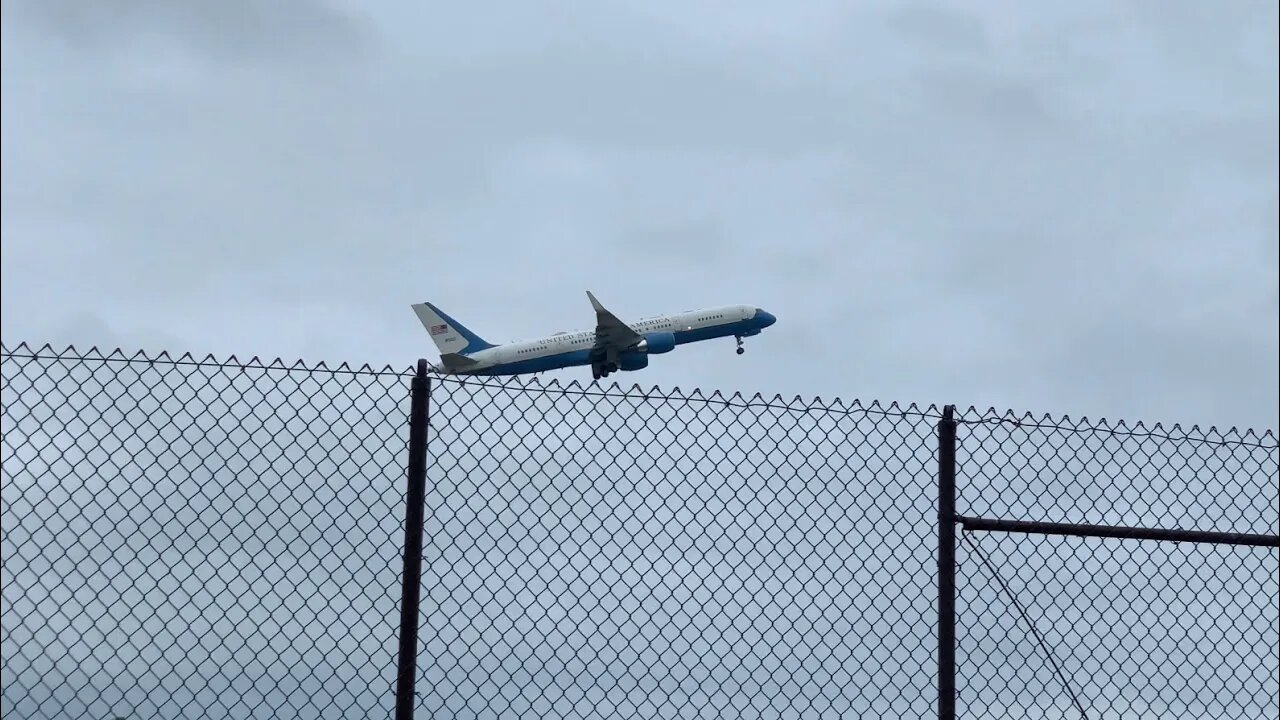 Air Force Two Take Off