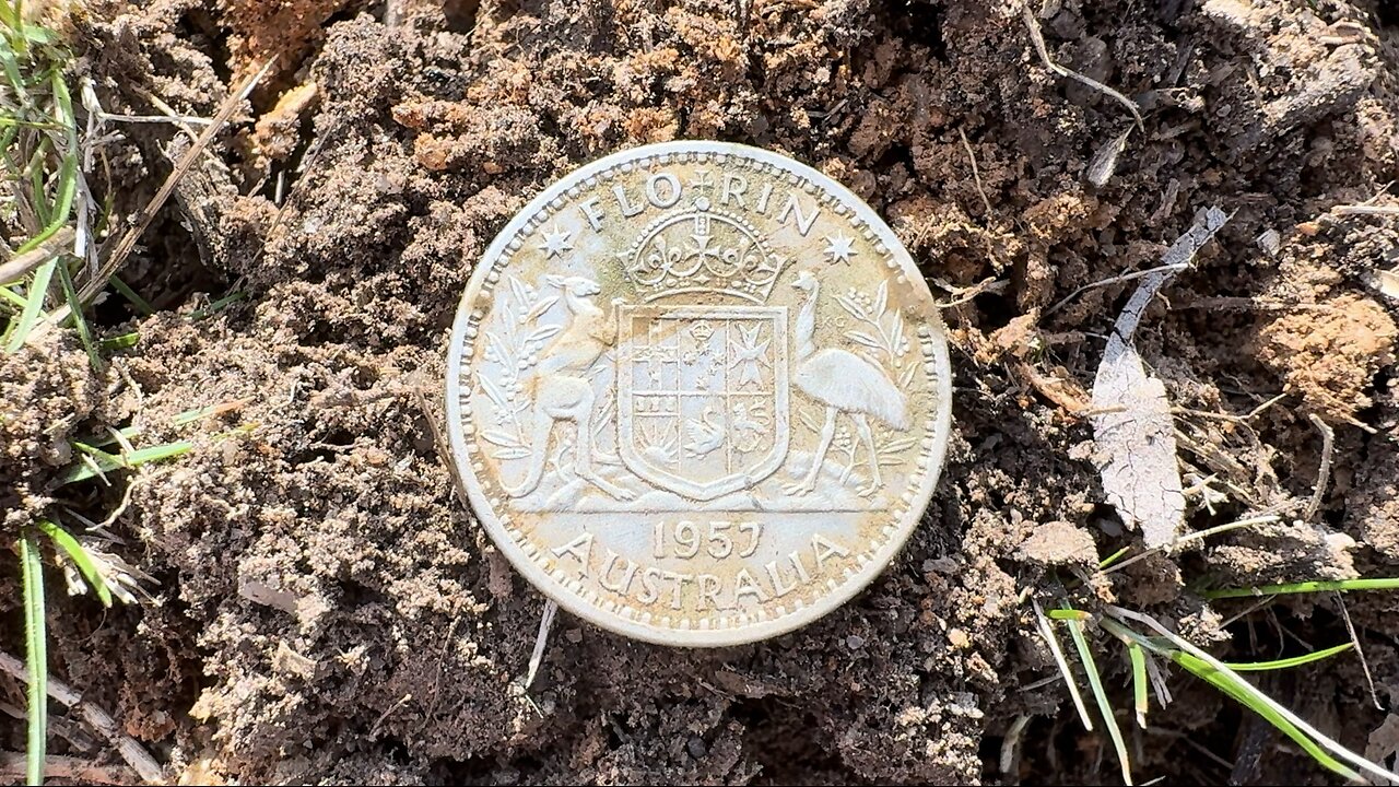 Amazing Big Silver Metal Detecting