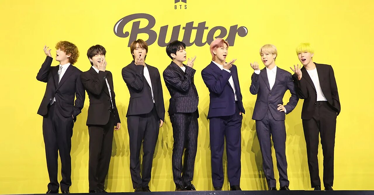 BTS 15 Best Songs [Playlist for Motivation and Cheer Up]
