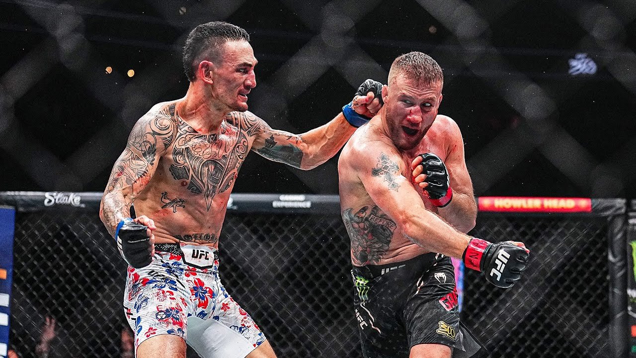 Max Holloway KOs Justin Gaethje to win BMF Belt at UFC 300!