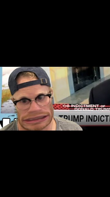 HOT VIDEO OF TRUMP AND PUTIN!