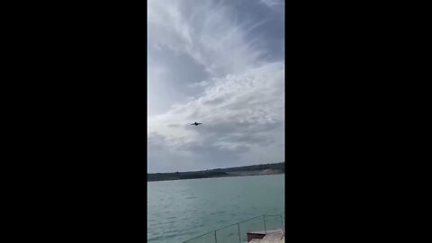 In Donbass, a couple of Su-25 attack aircraft flew to work