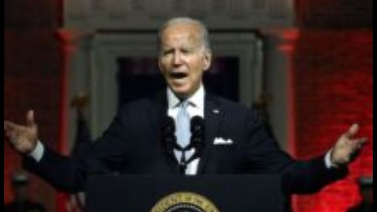 Oil Industry Group Slams Biden’s Threats of Windfall Taxes, Restrictions