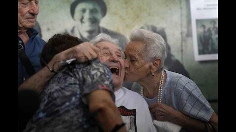 US WWII Veteran Reunites with Italians He Saved as Children